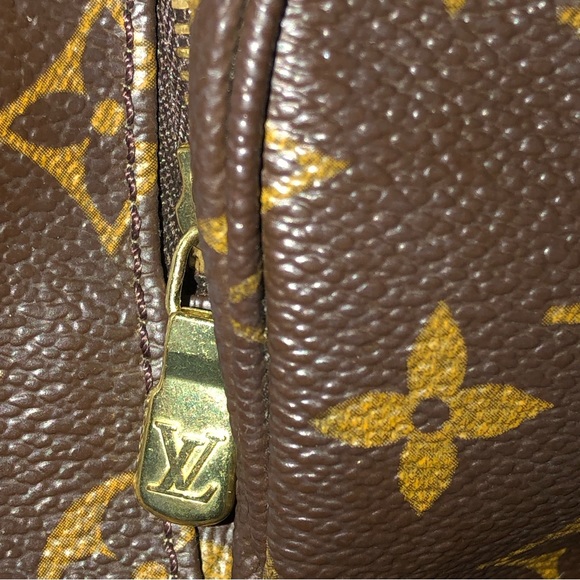 Louis Vuitton Authentic Montsouris MM Backpack:Date Code:(SP0928)w/COA/Dust Bag - Picture 6 of 15